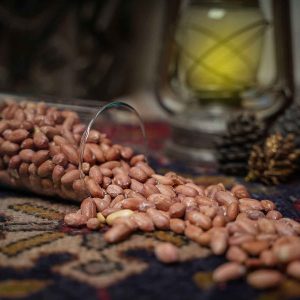 بادام زمینی بو داده